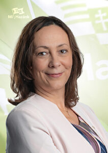 DR. BORVENDÉG ZSUZSANNA